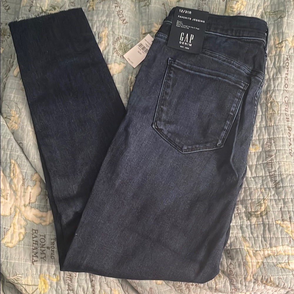 NWT GAP Indigo Jeggings
